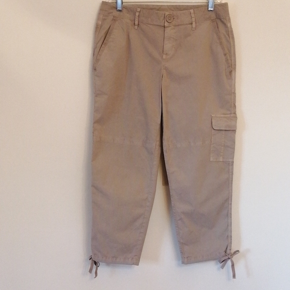 NWOT, DKNY Capri ,size 4 - Picture 2 of 11